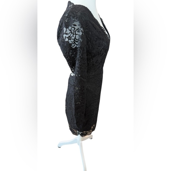 Bebe Celia L/S Open back Dress-Black - Picture 3 of 8